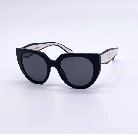 Prada PR 14WS 09Q5S0
Sunglasses Women's

Cat Eye 52mm New with box - Picture 12 of 16